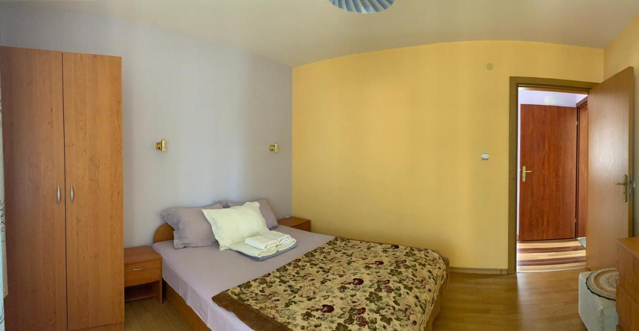 Guest House “Olesya” Obzor Exteriör bild