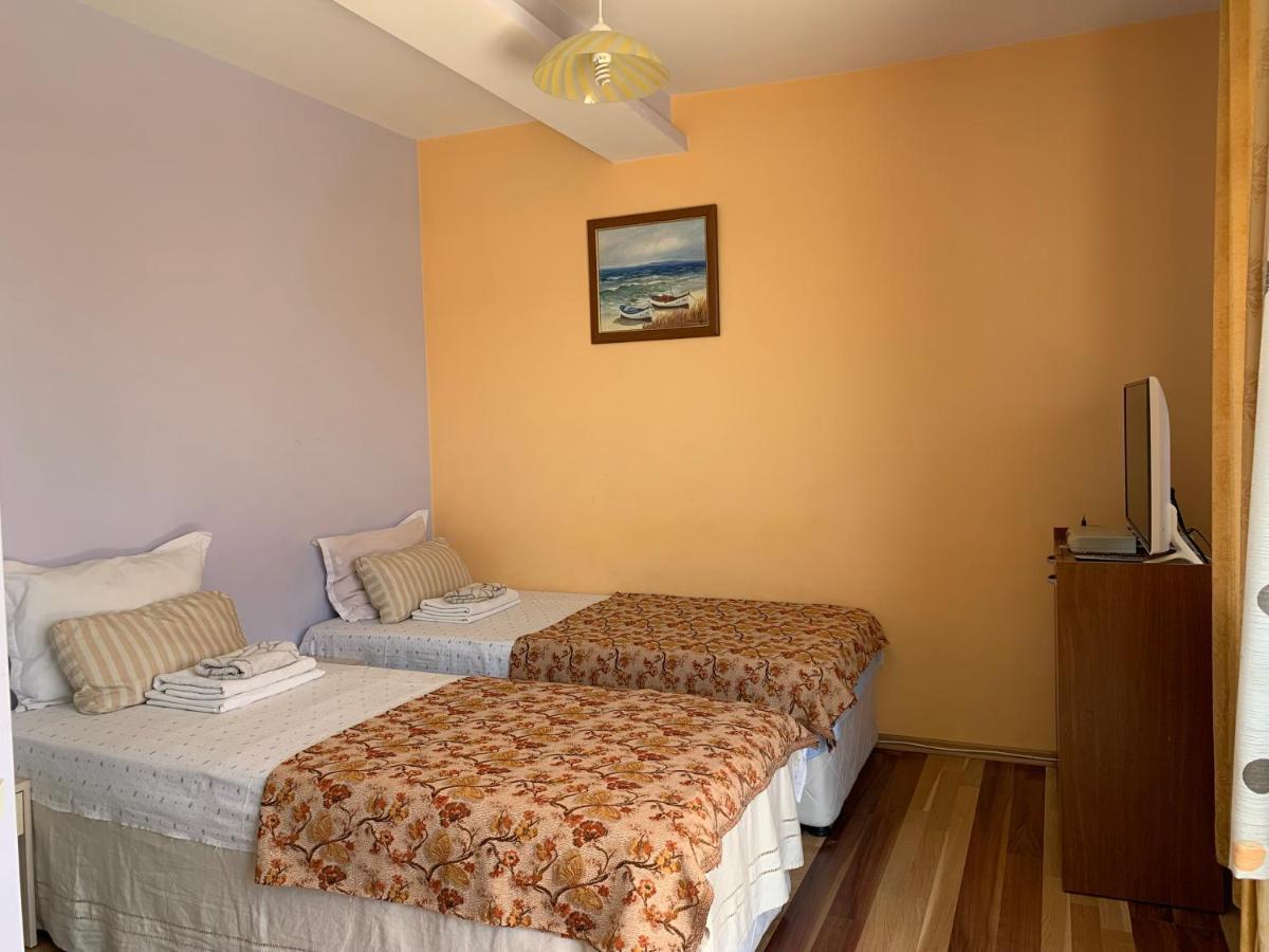 Guest House “Olesya” Obzor Exteriör bild
