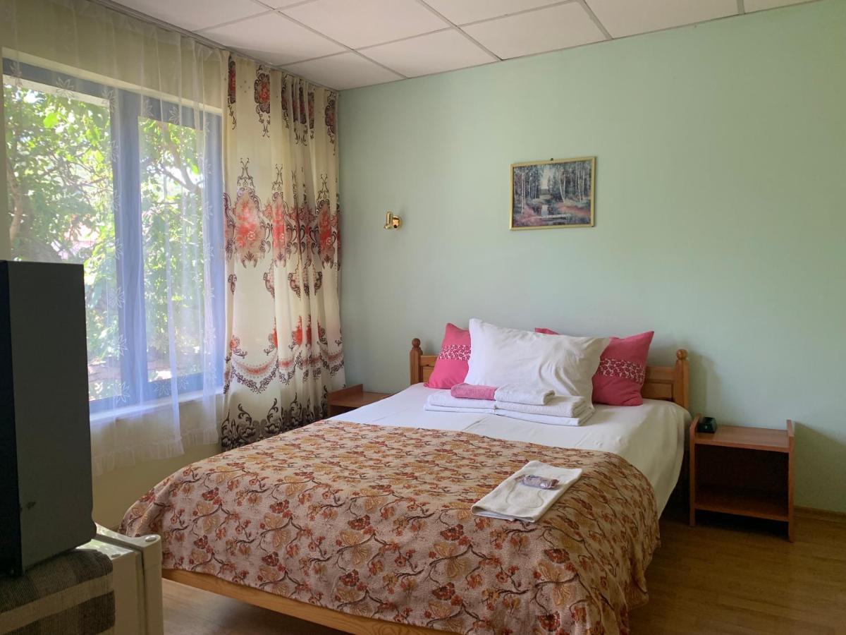 Guest House “Olesya” Obzor Exteriör bild
