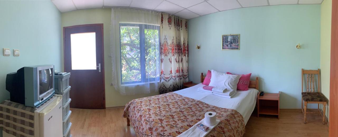 Guest House “Olesya” Obzor Exteriör bild